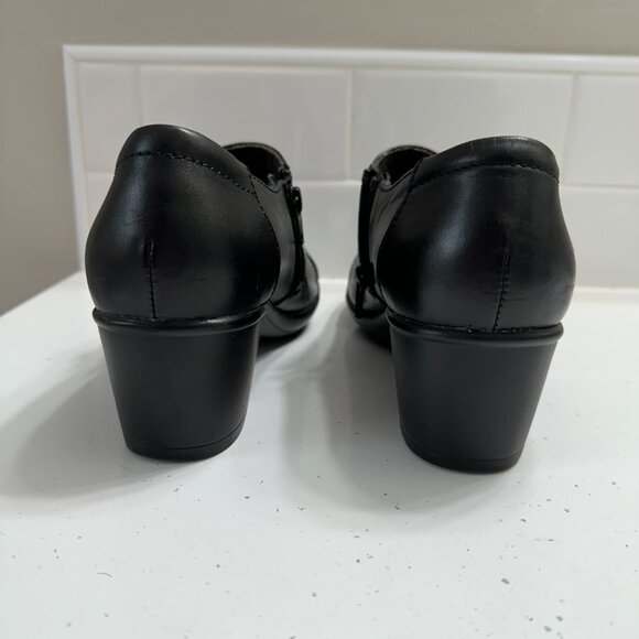 Clarks Women's Shoes 8 Black Croc Leather Buckle Ankle Boots Clog Heel Booties - Picture 8 of 9